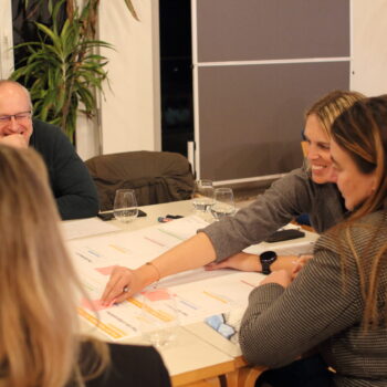 gruppenarbeit3-scaled-1-350x350